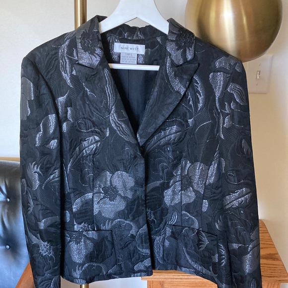 Nine West floral blazer